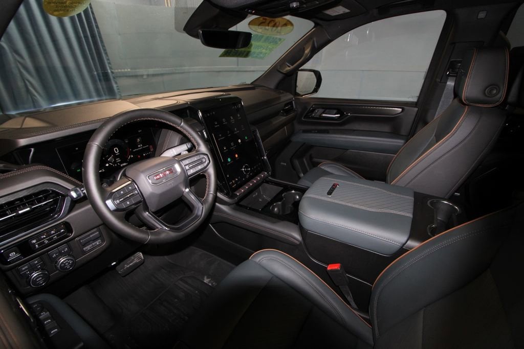 Used 2025 GMC Yukon AT4 4D Sport Utility