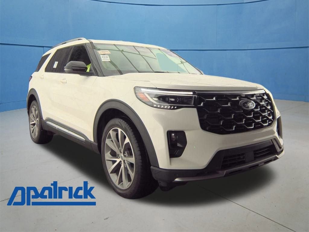2025 Ford Explorer Platinum's photo