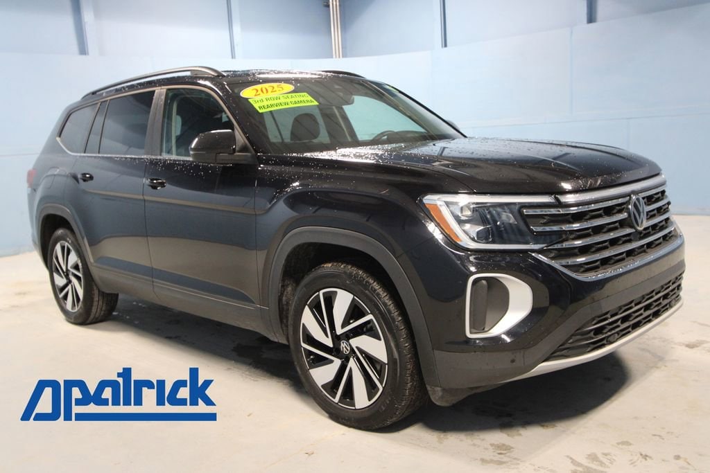 2025 Volkswagen Atlas SE w/Tech