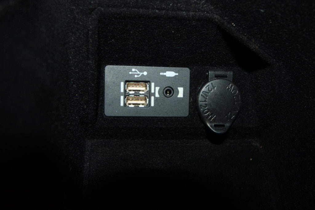 2024 Lexus IS 300 - Photo 23