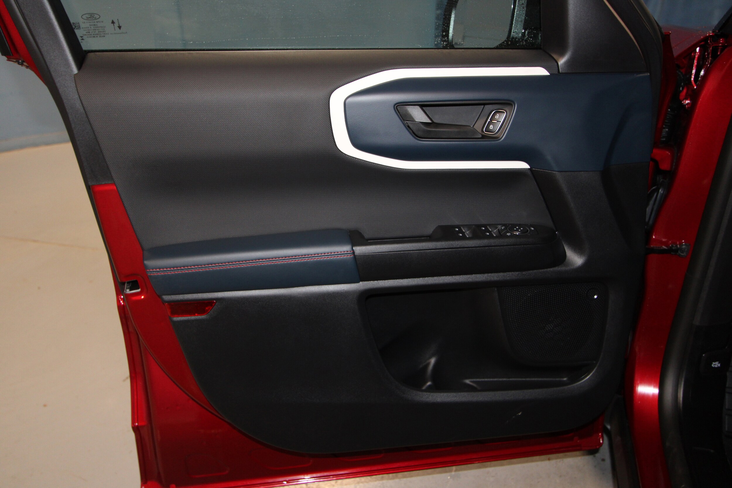 2025 Ford Bronco Sport Heritage photo 4