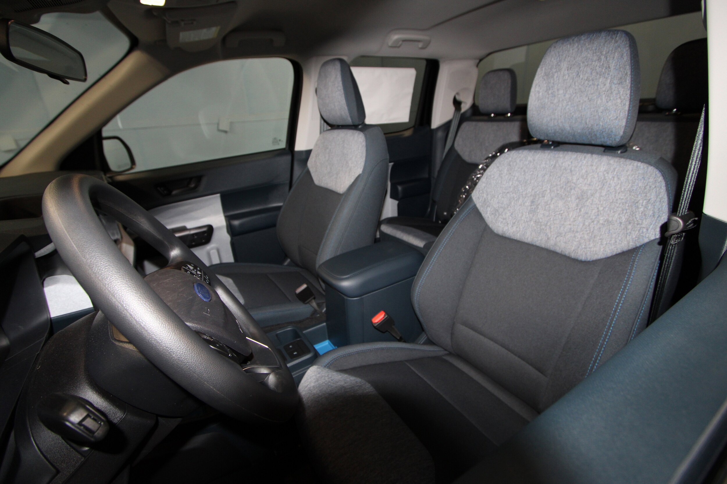 2025 Ford Maverick XLT photo 3