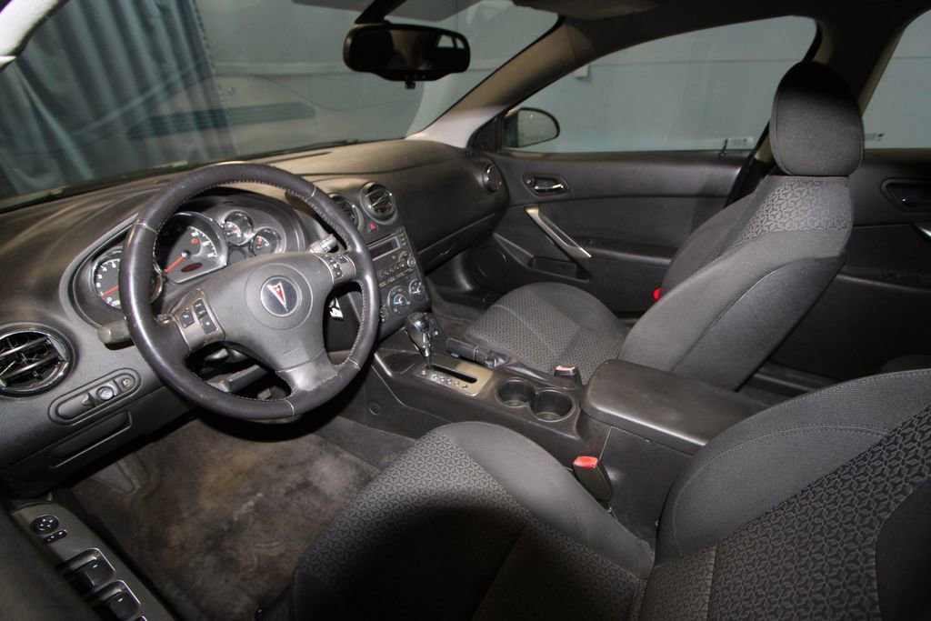 Used 2008 Pontiac G6 G6 with VIN 1G2ZG57NX84153642 for sale in Evansville, IN