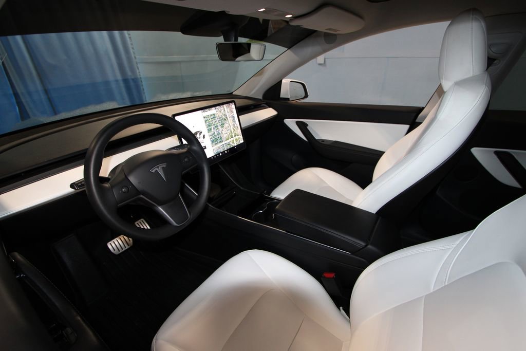 Used 2020 Tesla Model Y Performance with VIN 5YJYGDEF7LF011490 for sale in Evansville, IN