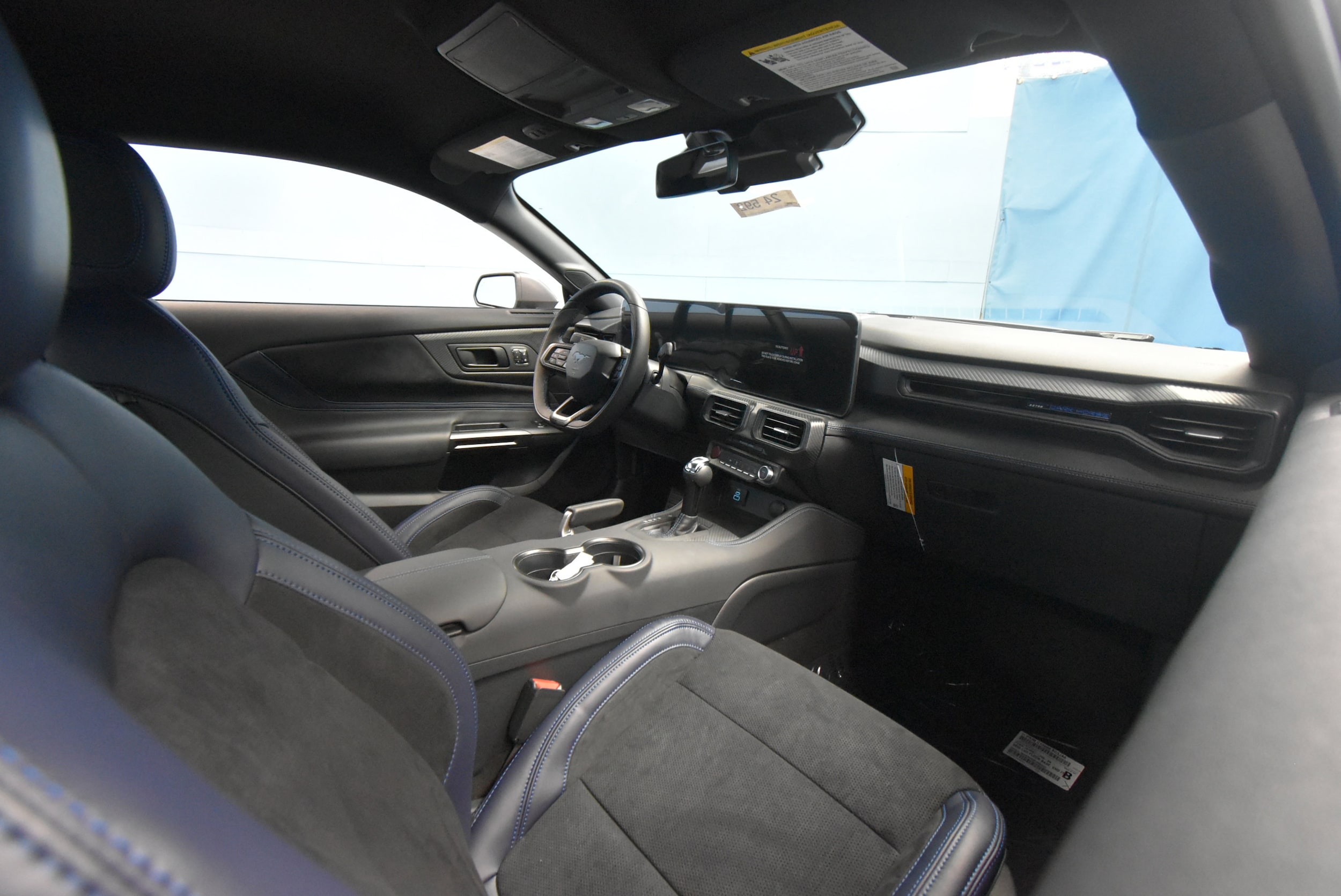 2025 Ford Mustang Dark Horse - Photo 18