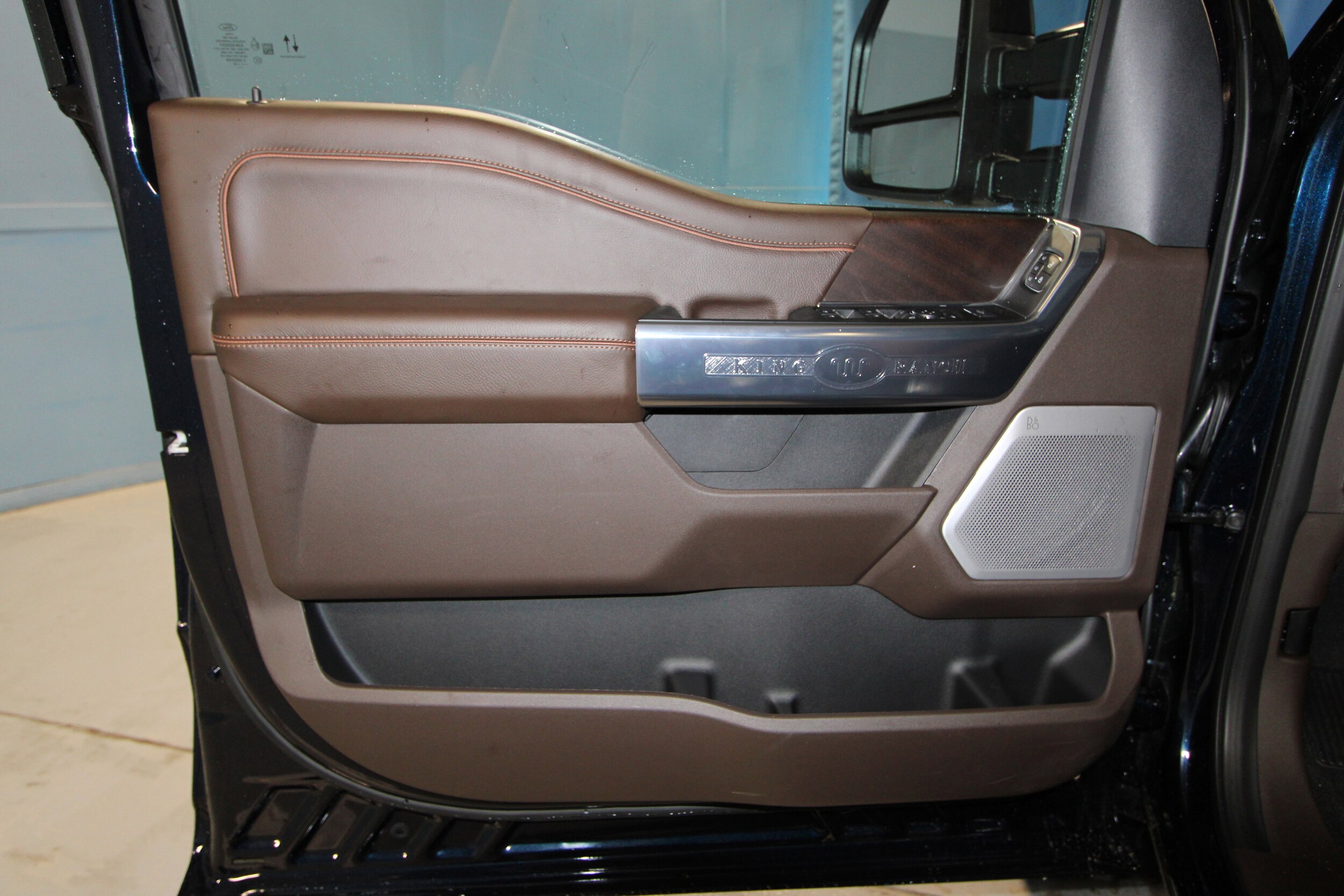 2025 Ford F-250 King Ranch photo 4