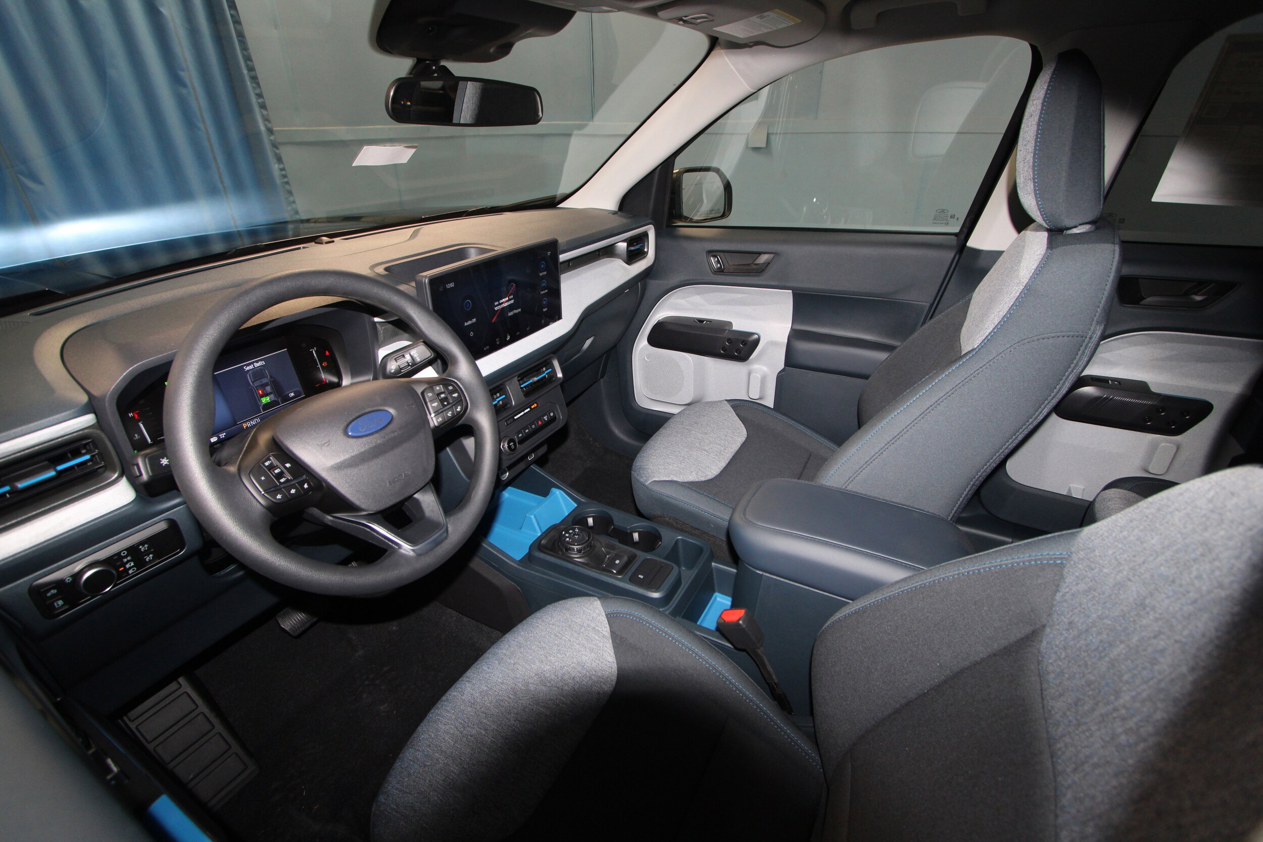 2025 Ford Maverick XLT photo 2