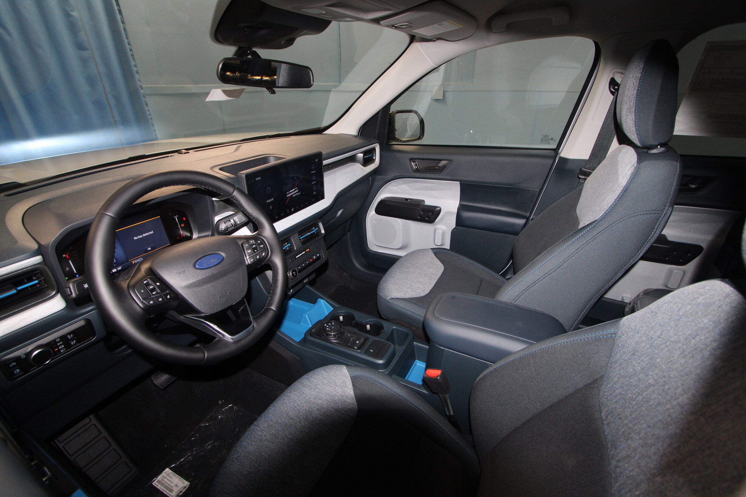 2025 Ford Maverick XLT photo 2