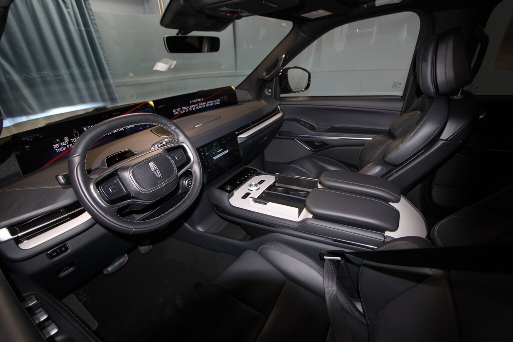 New 2026 Lincoln Navigator L Reserve SUV
