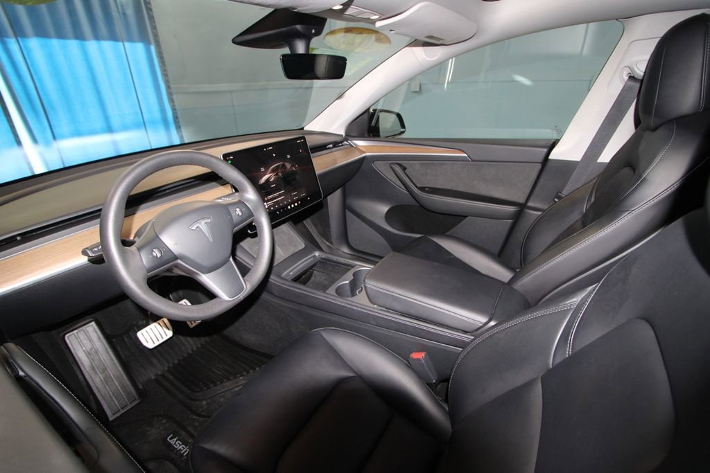 Used 2022 Tesla Model Y Performance with VIN 7SAYGDEF2NF532428 for sale in Evansville, IN