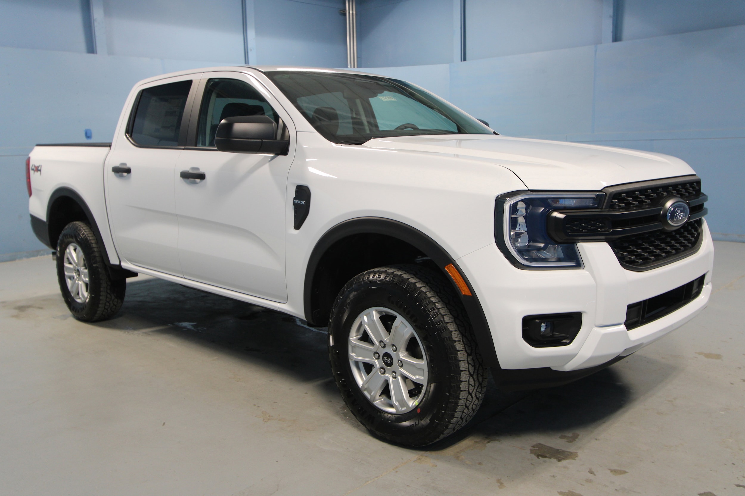 2025 Ford Ranger XL 4x4 SuperCrew 5' Box's photo