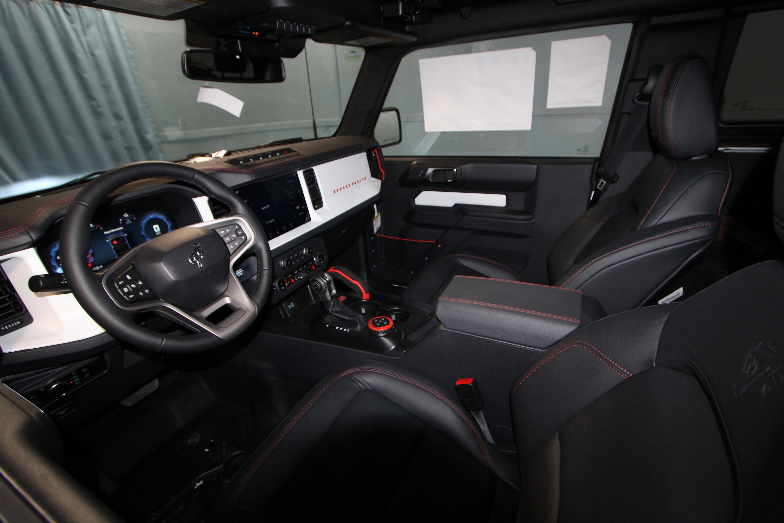 2025 Ford Bronco 2-Door Stroppe - Photo 2