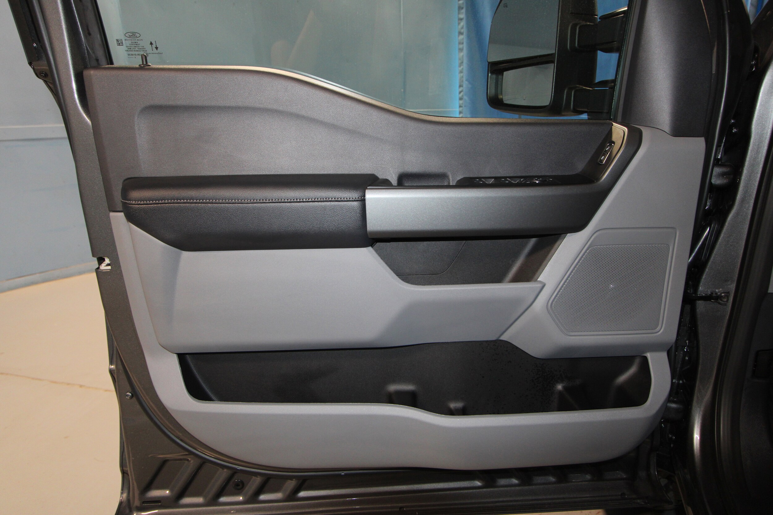 2026 Ford F-250 XL photo 4