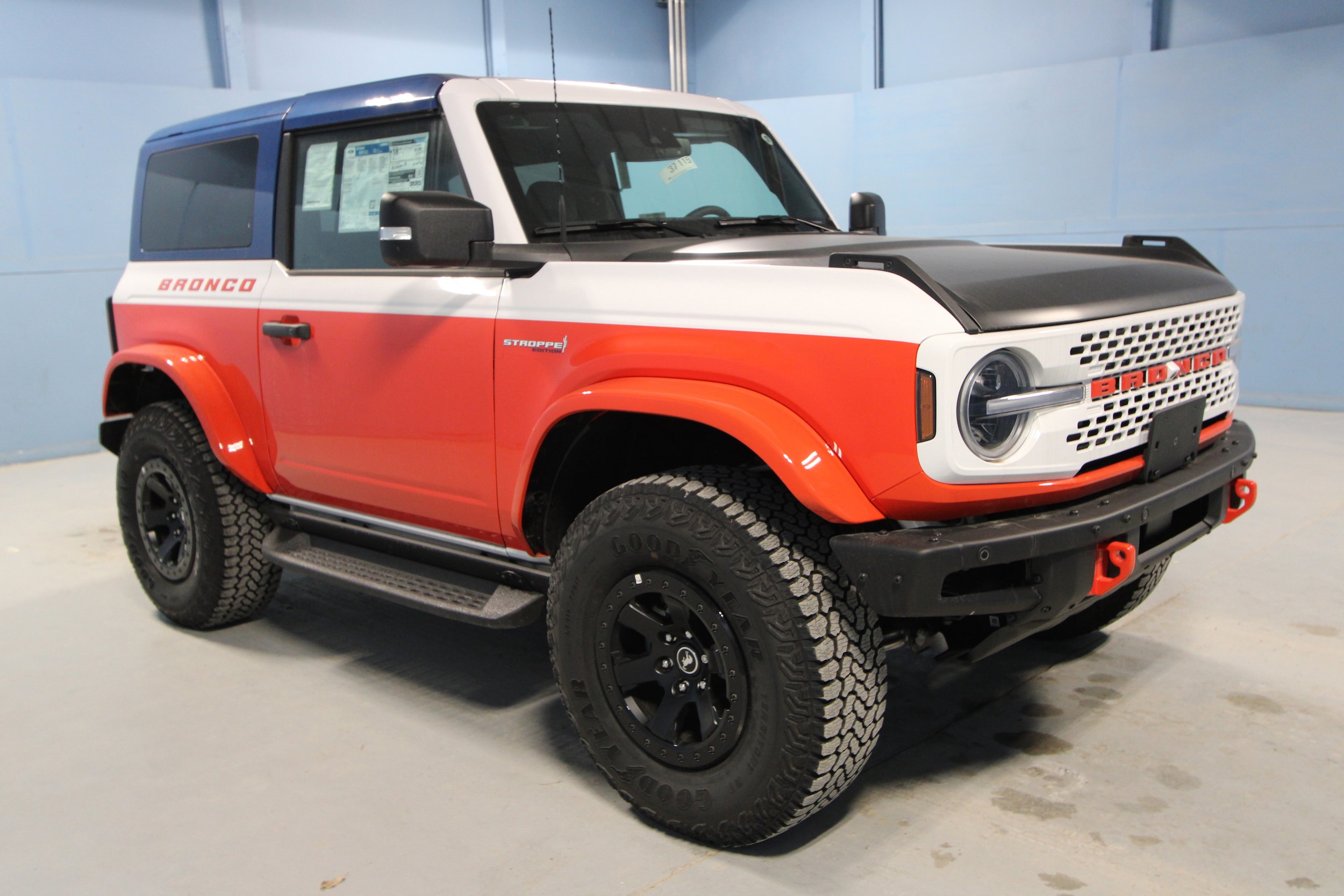 2025 Ford Bronco 2-Door