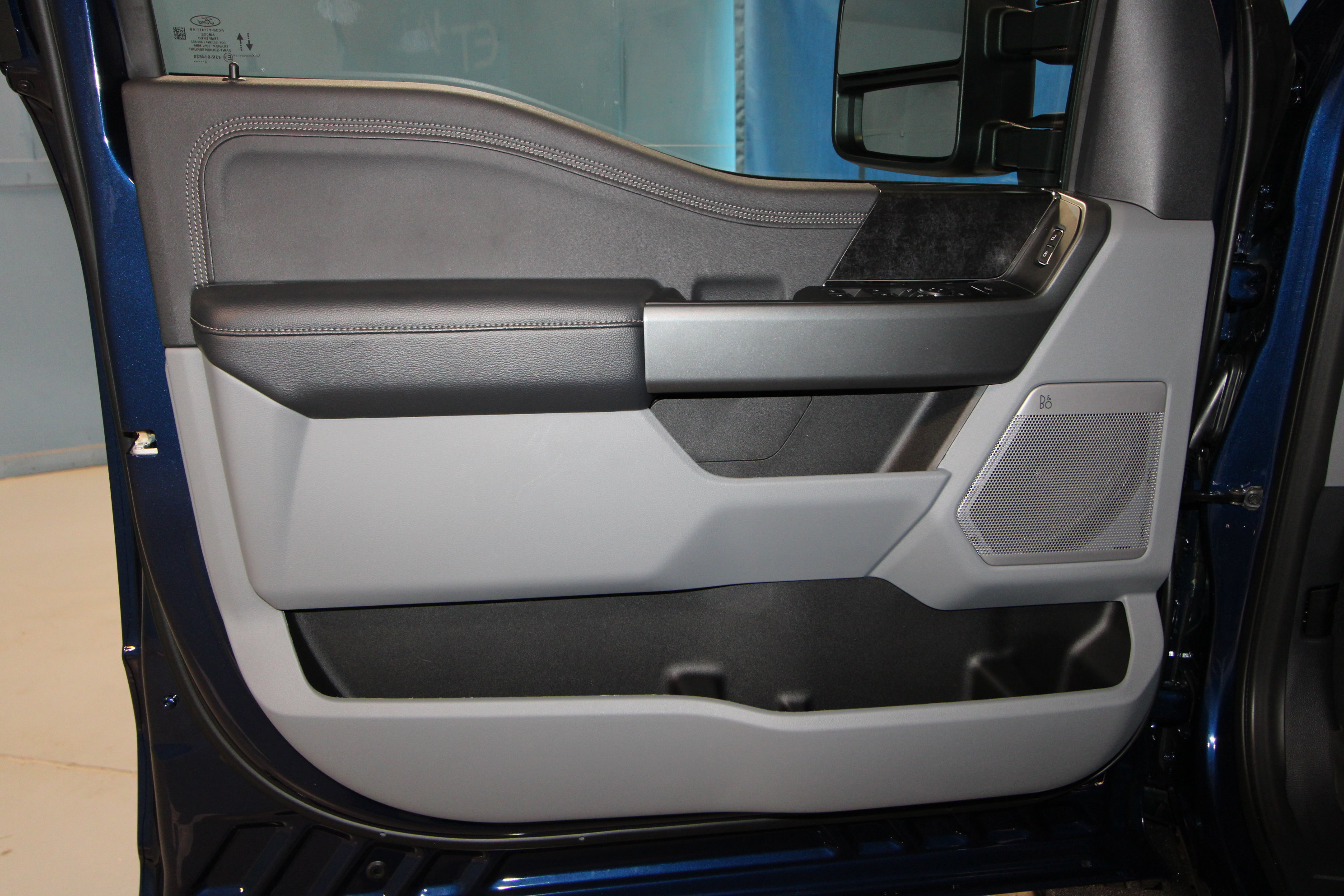 New 2027 Ford F-250 XLT Truck Crew Cab