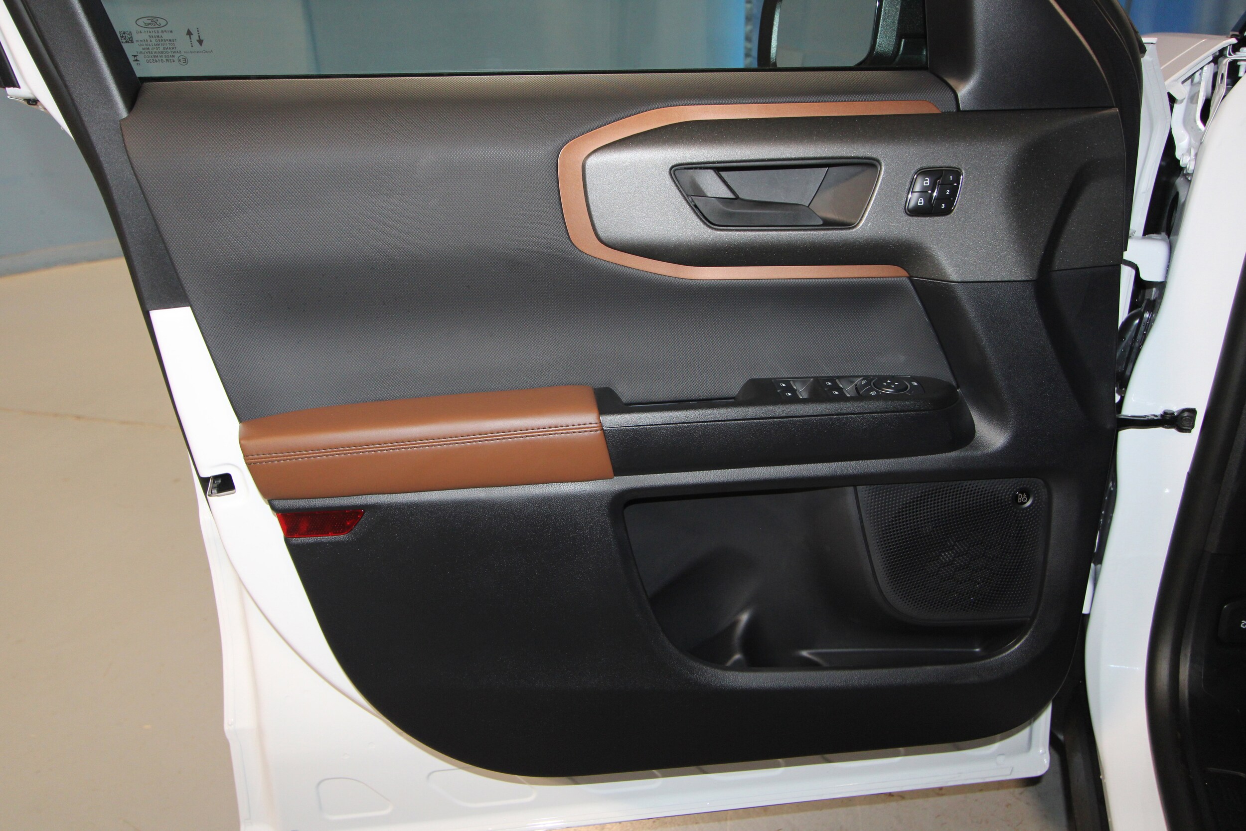 2025 Ford Bronco Sport Outer Banks photo 4