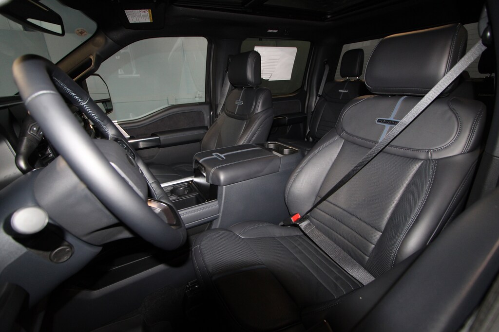 New 2026 Ford F-250 Platinum Truck Crew Cab