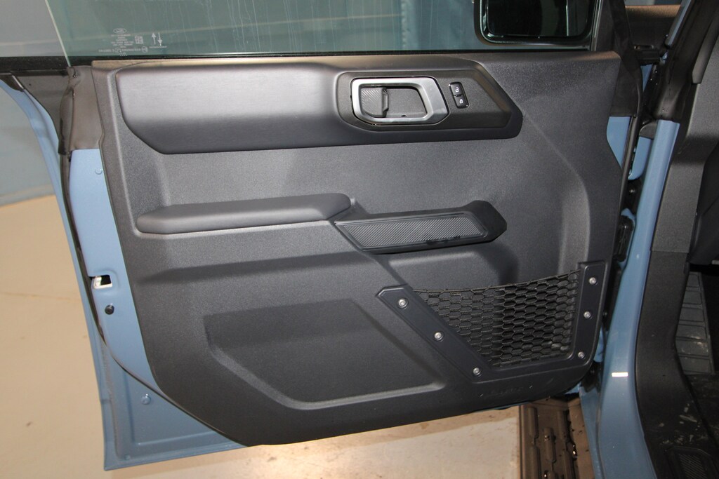 New 2025 Ford Bronco Outer Banks SUV