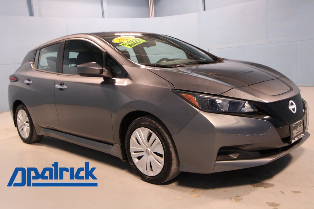 Used 2025 Nissan Leaf S with VIN 1N4AZ1BV1SC562957 for sale in Evansville, IN