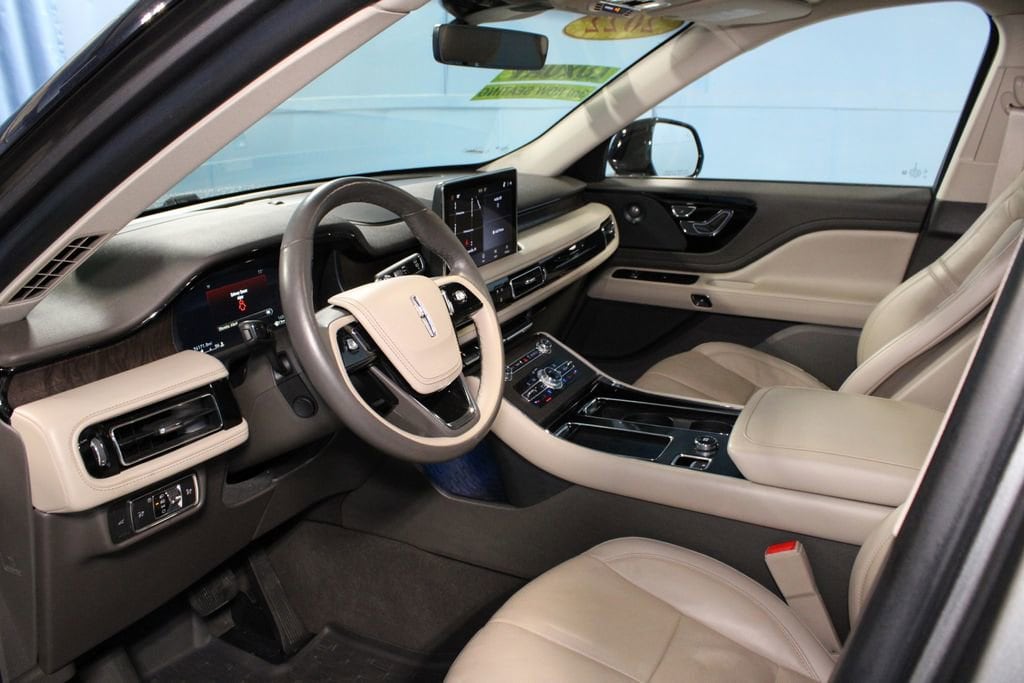 Used 2022 Lincoln Aviator Reserve with VIN 5LM5J7XC8NGL01408 for sale in Evansville, IN