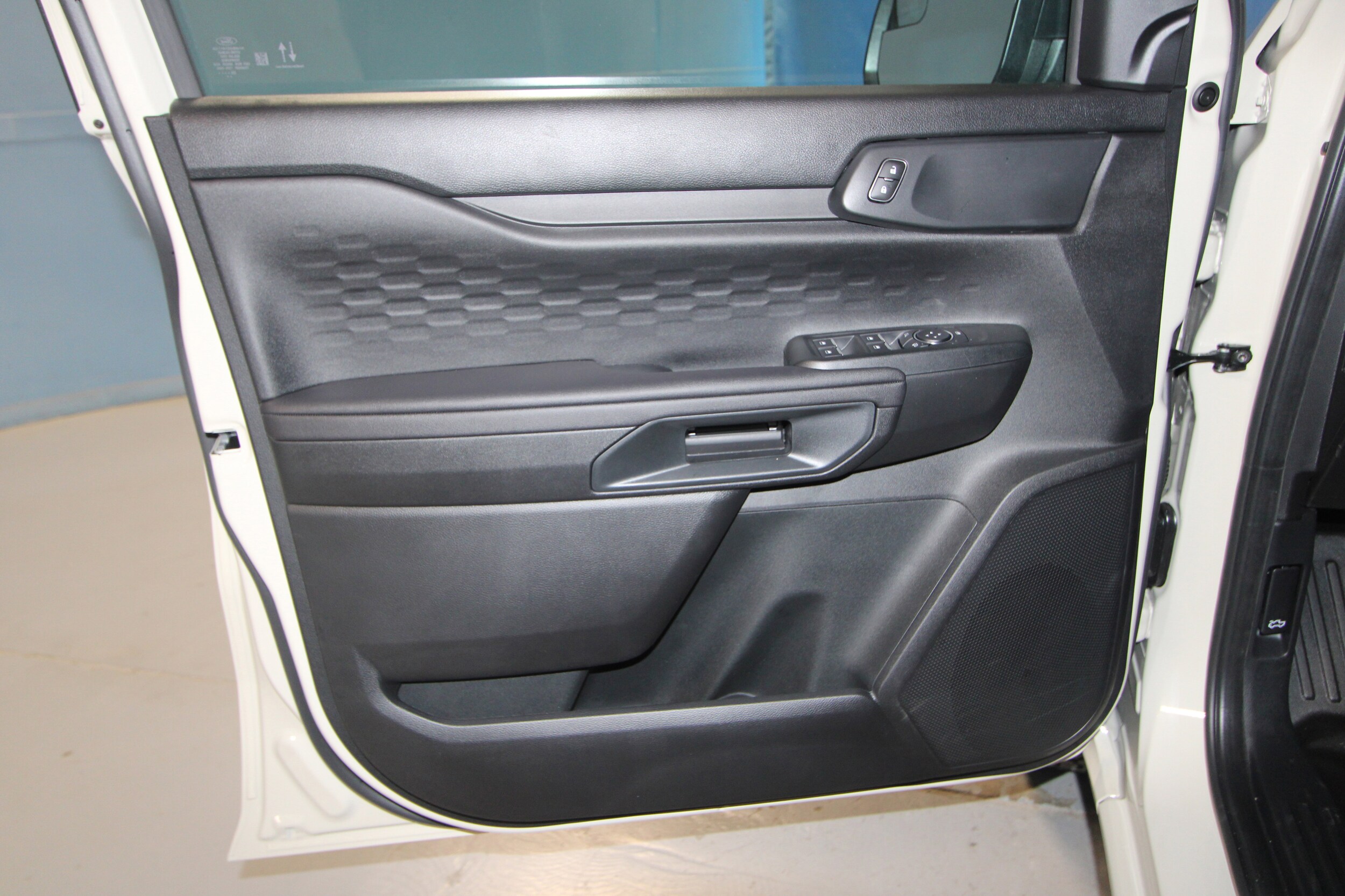 2025 Ford Ranger XL photo 4