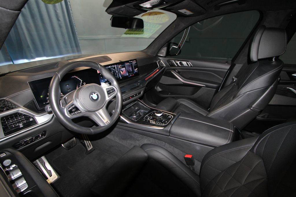 2023 Bmw X7 xDrive40i photo 2