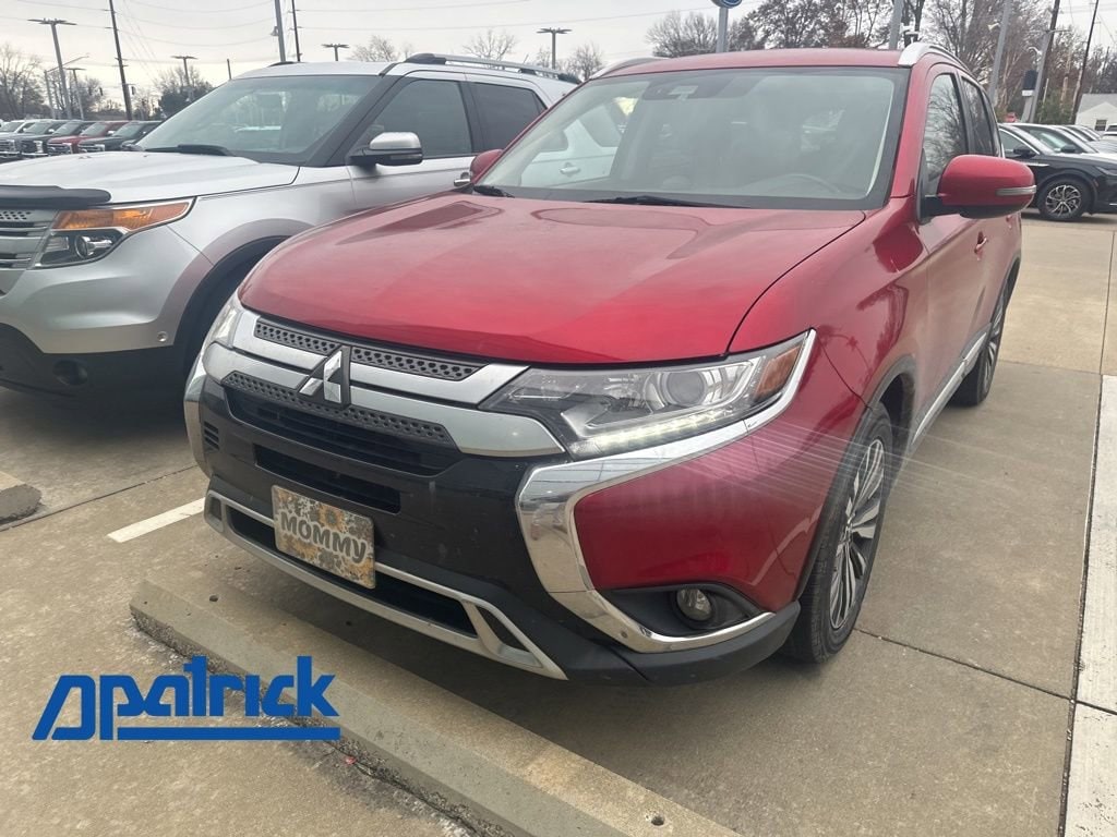 2020 Mitsubishi Outlander SEL's photo