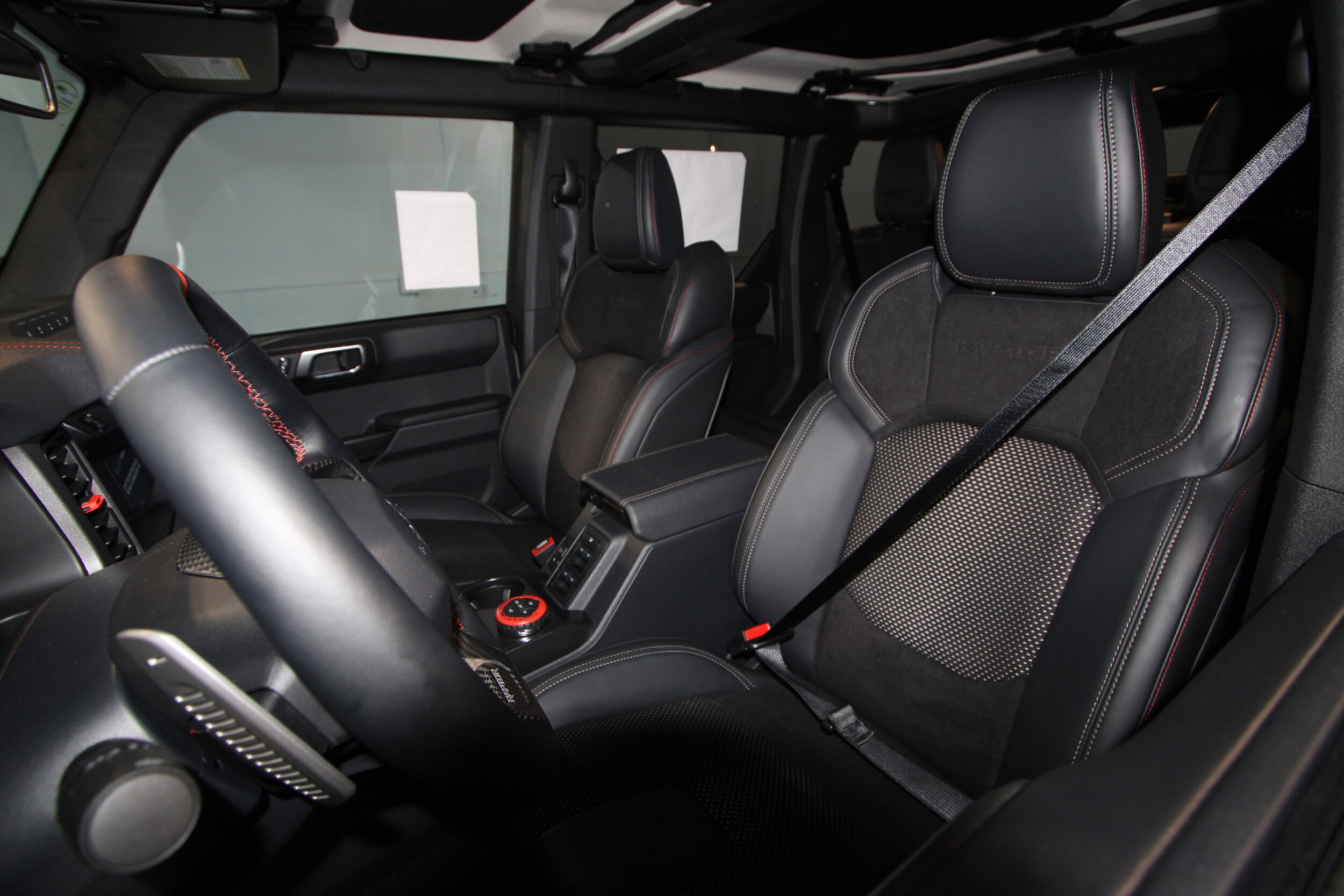 2025 Ford Bronco Raptor photo 4