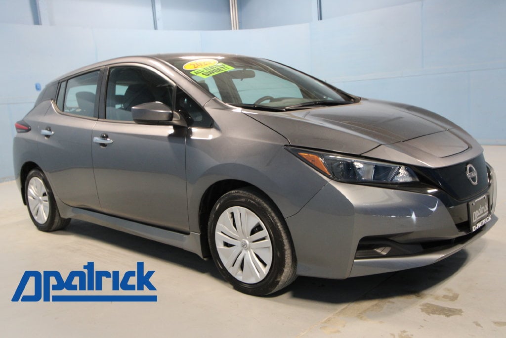 Used 2025 Nissan Leaf S with VIN 1N4AZ1BV0SC561878 for sale in Evansville, IN