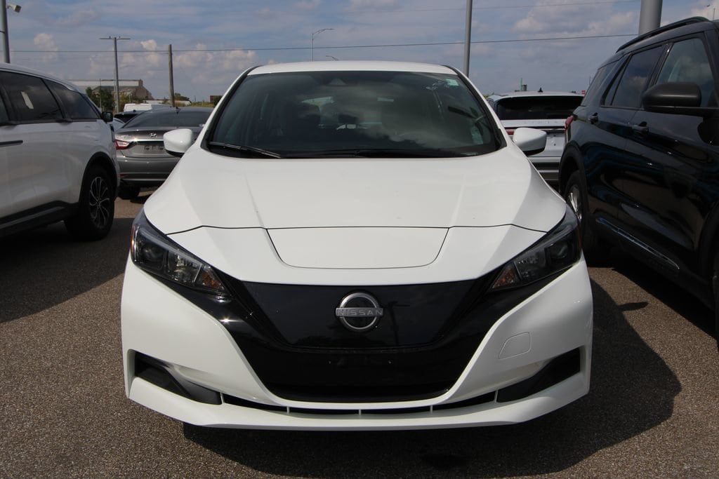 Used 2025 Nissan Leaf S with VIN 1N4AZ1BV6SC563294 for sale in Evansville, IN