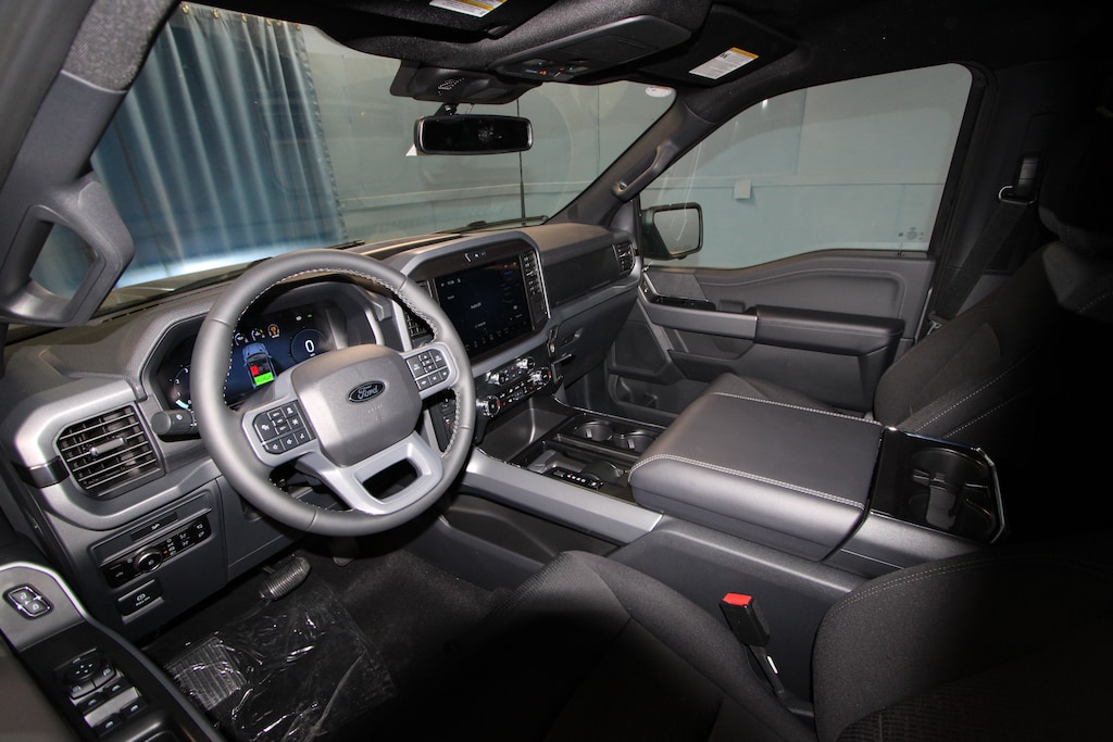 New 2026 Ford F-150 XLT Truck SuperCrew Cab