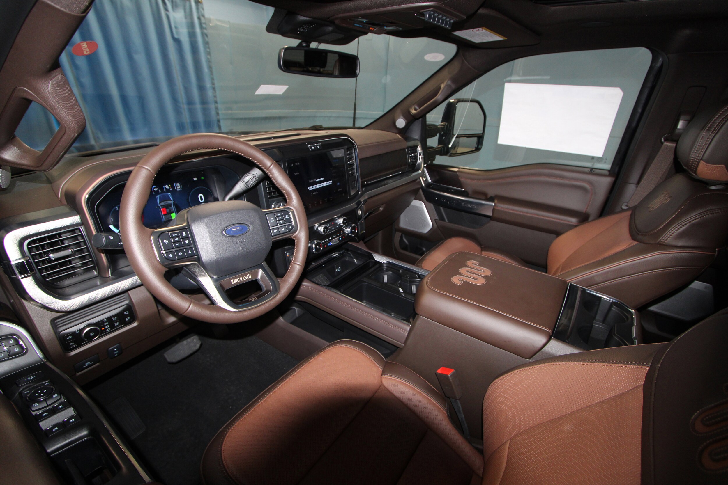 2026 Ford F-250 King Ranch photo 2