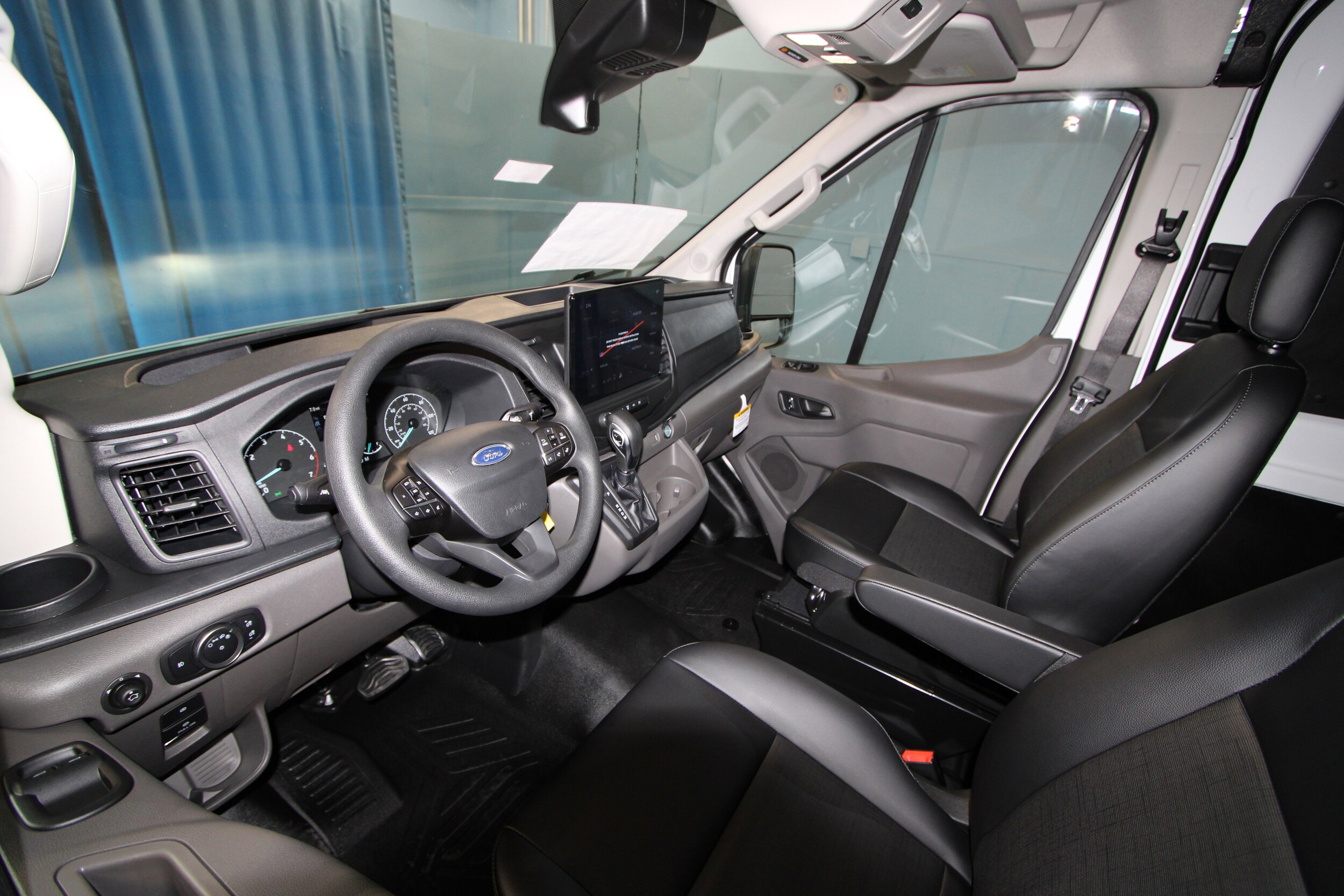 2025 Ford Transit photo 2