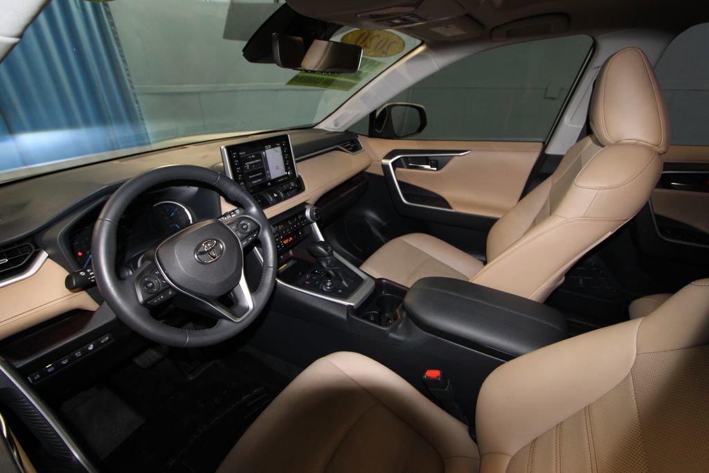 2020 Toyota RAV4 Hybrid Limited Sport photo 2