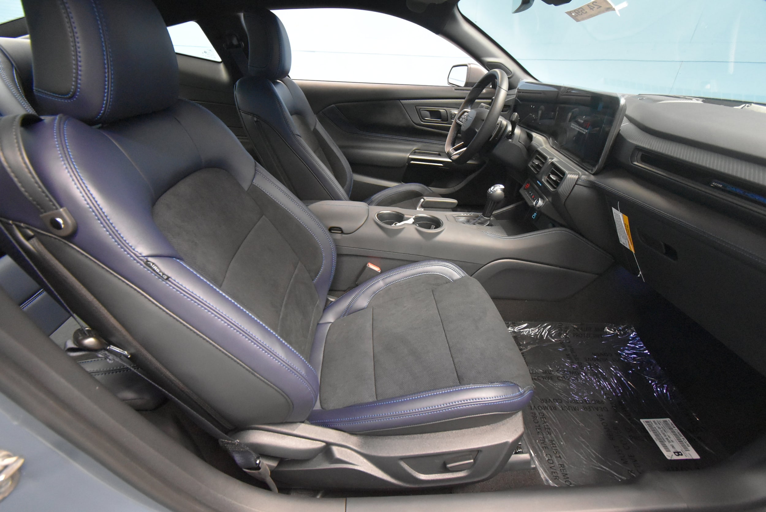 2025 Ford Mustang Dark Horse - Photo 21