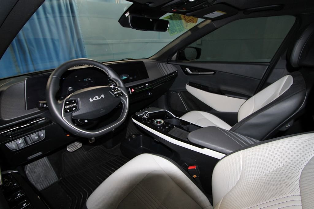 Used 2022 Kia Ev6 GT-Line with VIN KNDC4DLC4N5048867 for sale in Evansville, IN