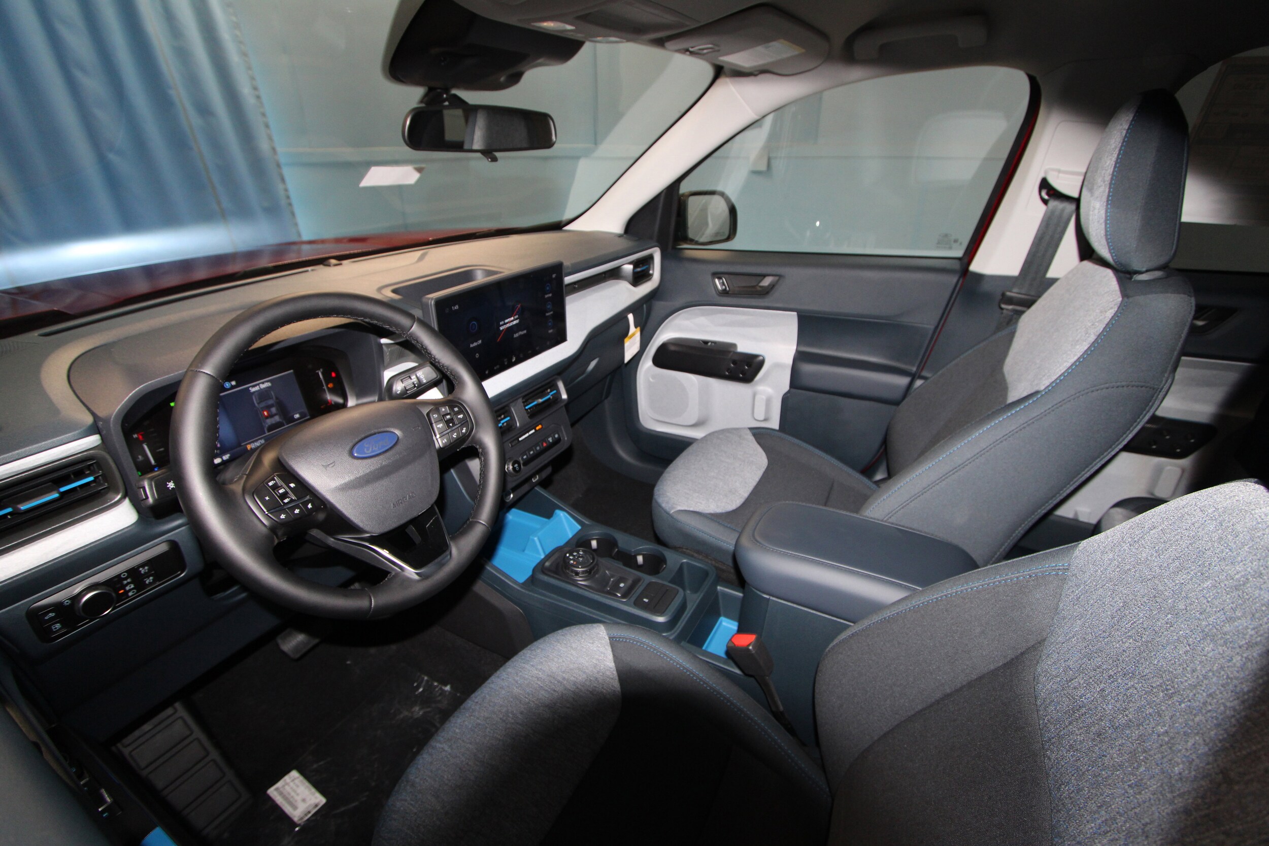 2025 Ford Maverick XLT photo 2