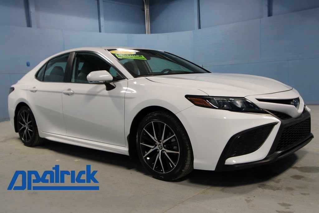 Used 2024 Toyota Camry Hybrid SE Sedan