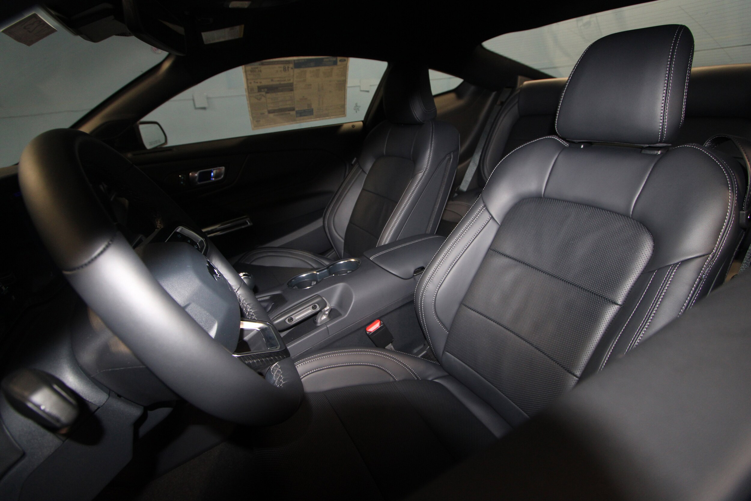 2025 Ford Mustang GT Premium photo 3