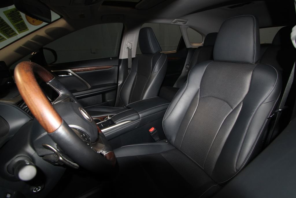 2022 Lexus RX 350L photo 3