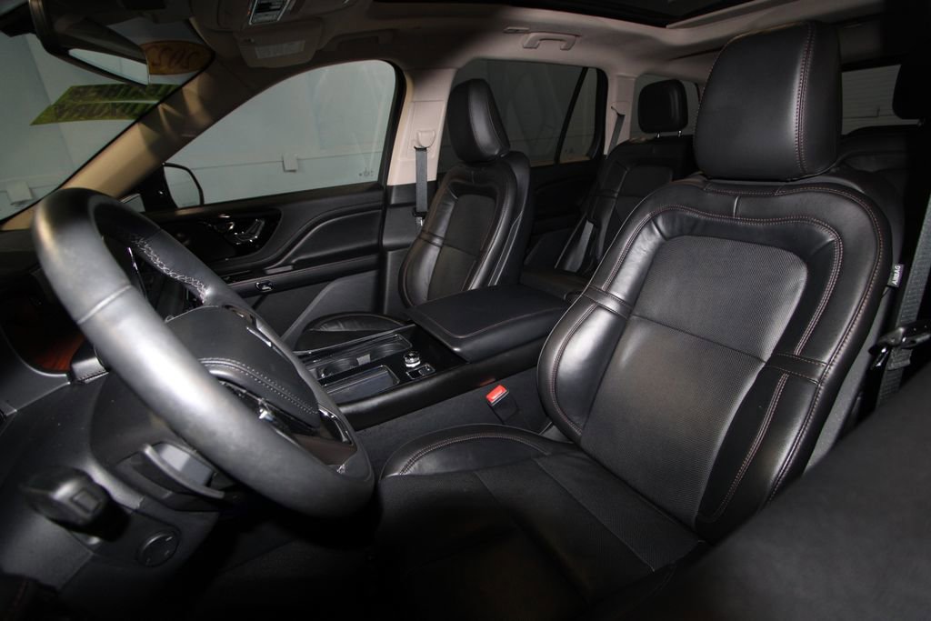 2022 Lincoln Aviator Reserve photo 3