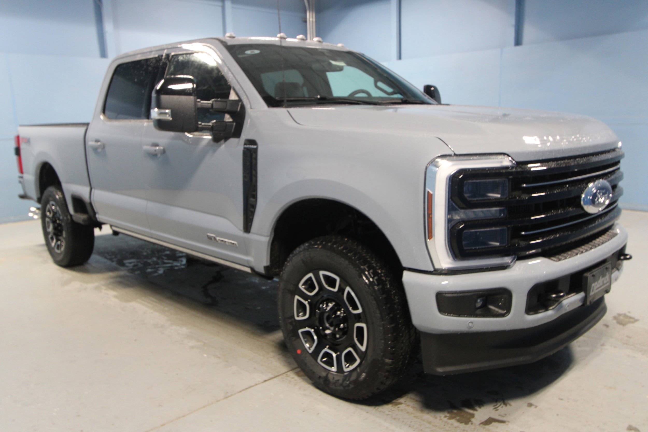 2026 Ford F-350 Platinum 4x4 Crew Cab 6-3/4' Box SRW's photo