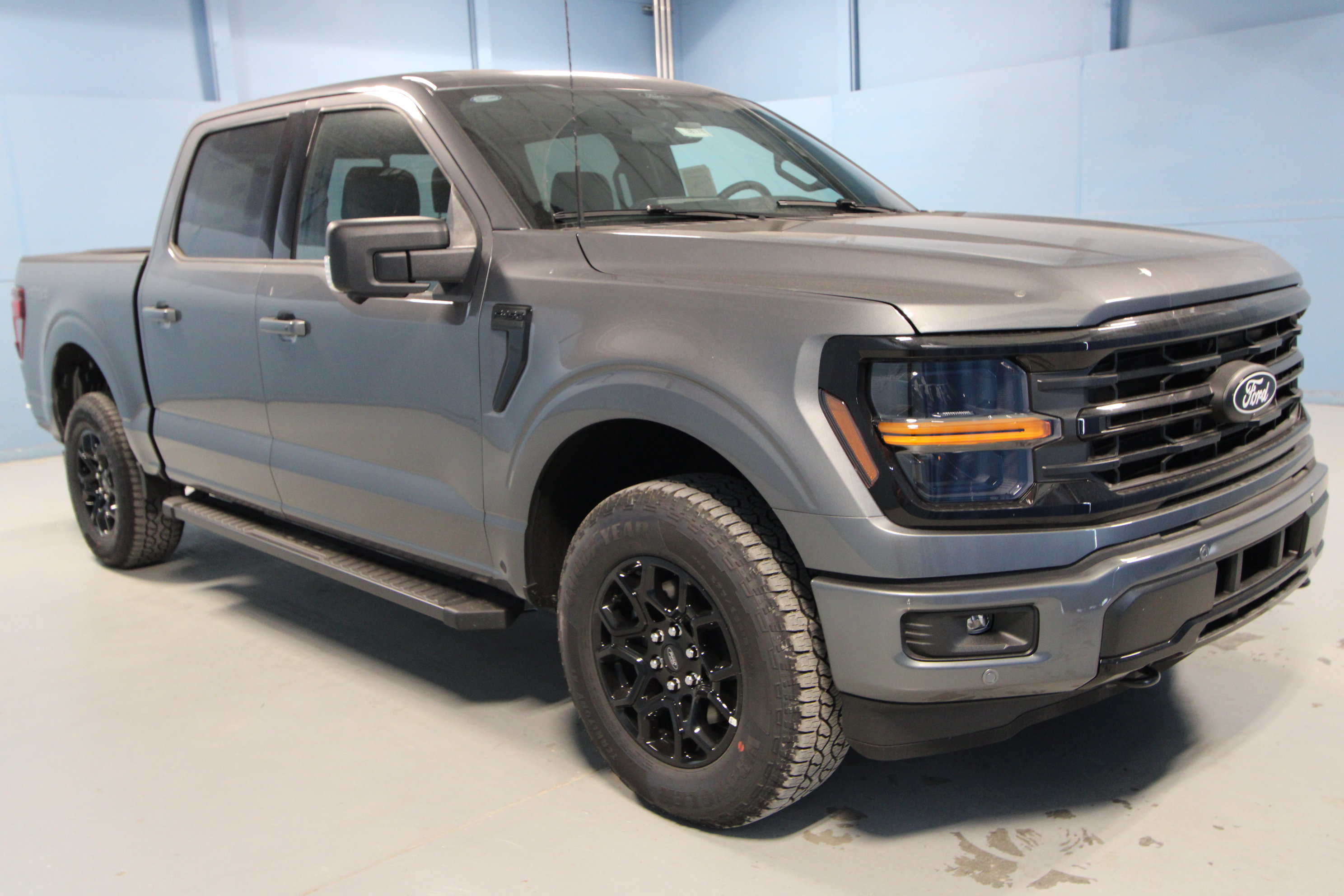 New 2026 Ford F-150 XLT Truck SuperCrew Cab