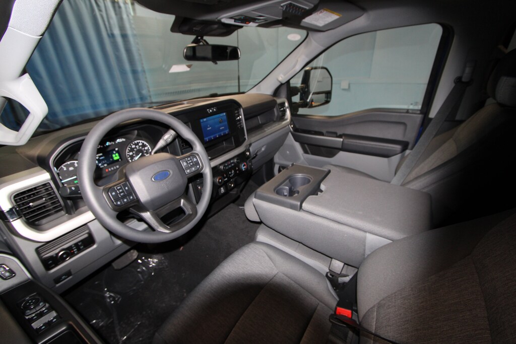 New 2026 Ford F-350 XL Truck Crew Cab