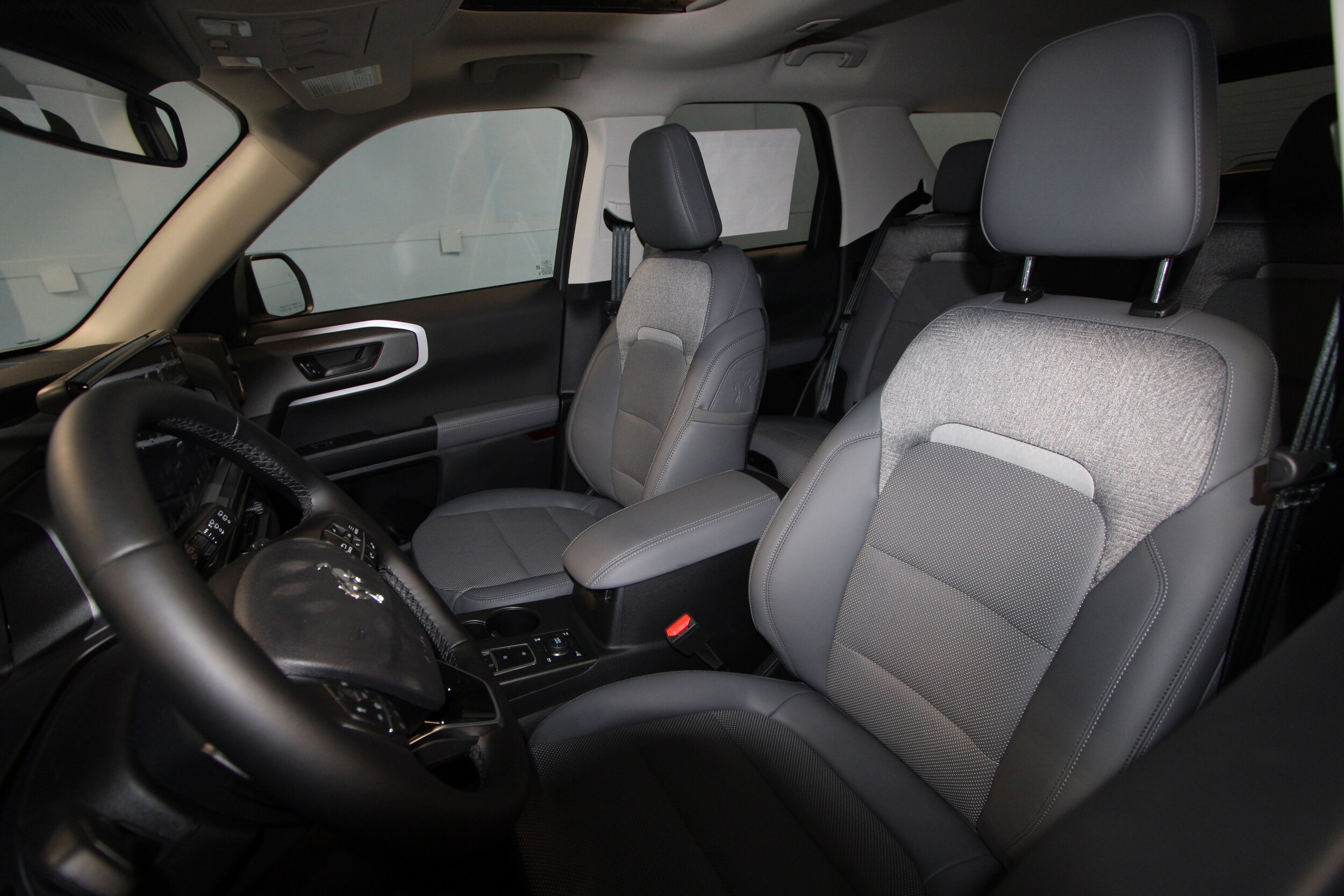 2025 Ford Bronco Sport Badlands photo 2