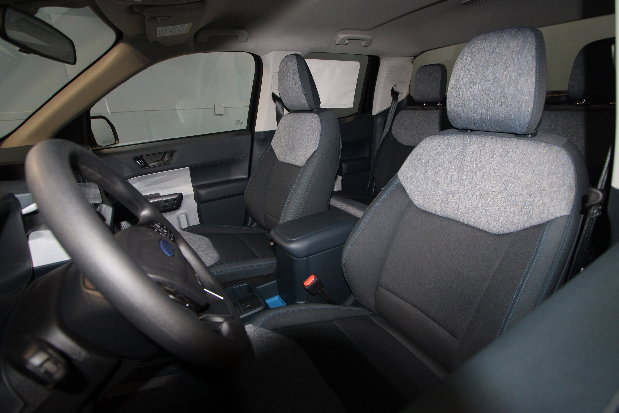 2025 Ford Maverick XLT photo 3