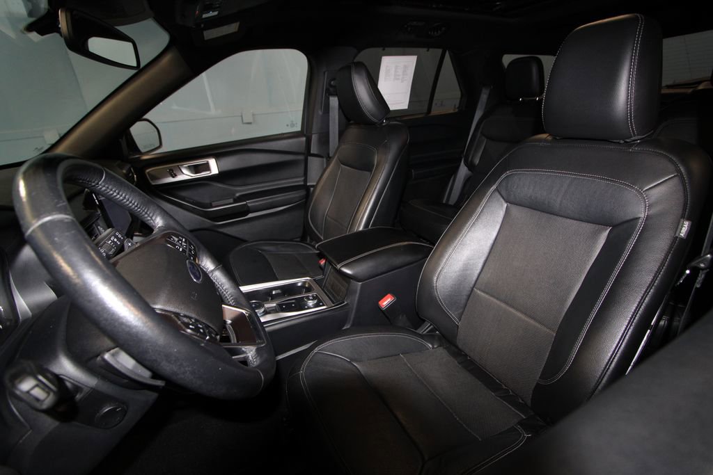 2020 Ford Explorer Limited photo 3
