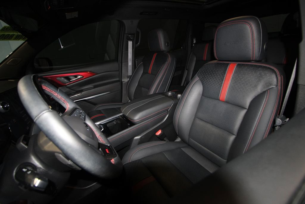 2024 Chevrolet Traverse RS photo 3