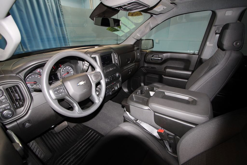 Used 2024 Chevrolet Silverado 1500 Custom with VIN 1GCPDBEK5RZ229985 for sale in Evansville, IN