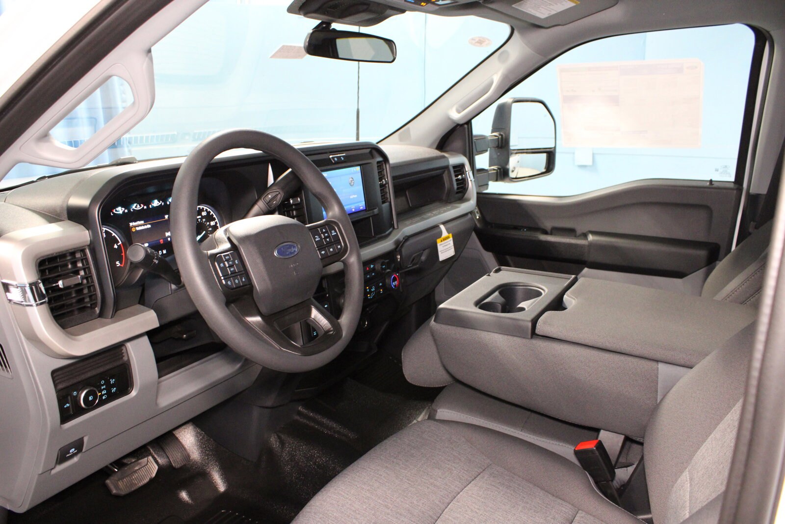 2025 Ford F-250 XL photo 2